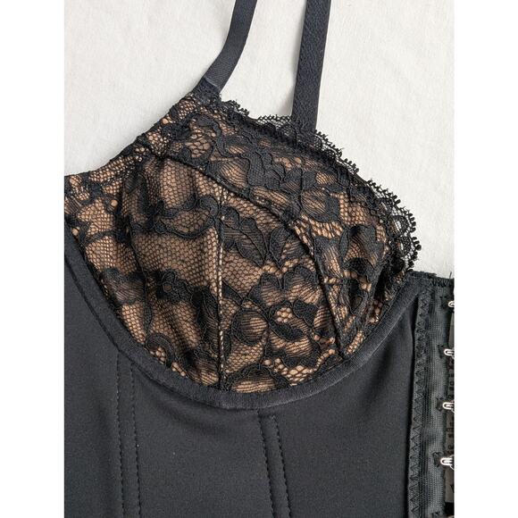Garage Size XS Women's Black Corset Lace Bra Top Goth Whimsygoth Romantic Vamp - Picture 6 of 9